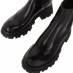 Alexander McQueen Wander Chelsea Boots Leather Black Chelsea Boots