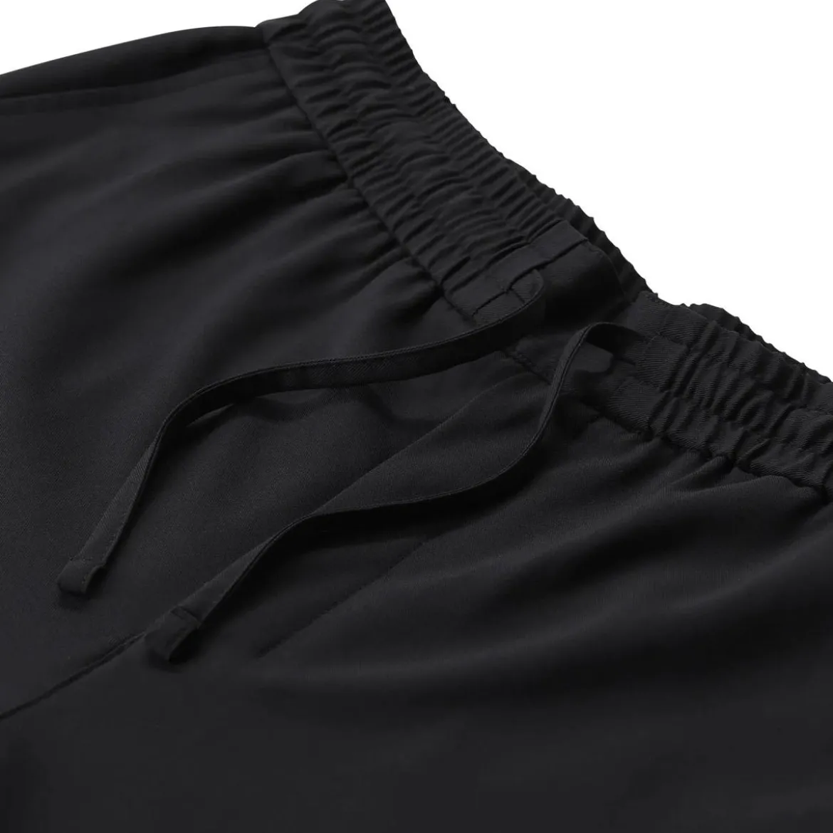 AMI Paris Hose aus Wolle schwarz Marlene-Hose