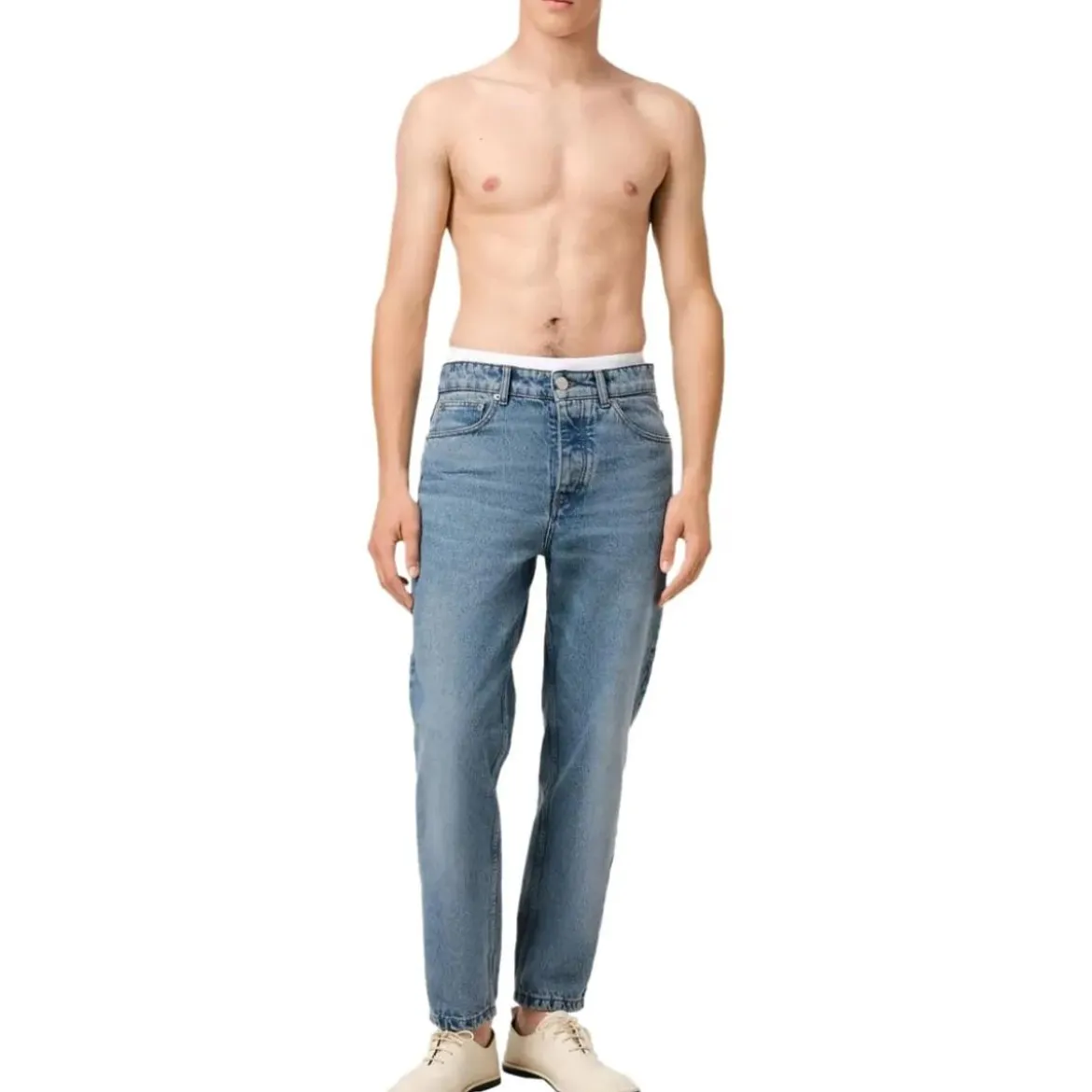 AMI Paris jean a coupe fuselee blau Tapered-Jeans