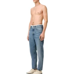 AMI Paris jean a coupe fuselee blau Tapered-Jeans