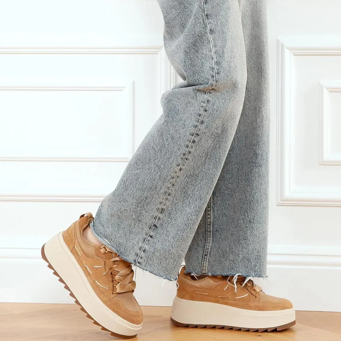 Ash Movie01 Camel/Eggnug Fur Plateau-Sneaker