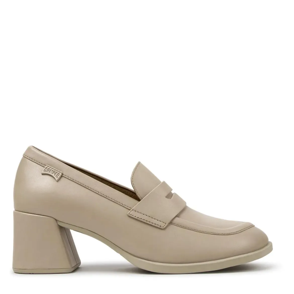Camper Der neue feminine Absatzschuh für den Alltag ist i hellbeige Loafer