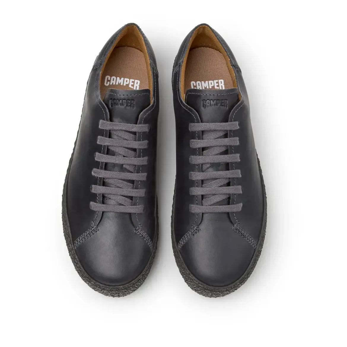 Camper Der Peu Terreno ist ein lässiger Schuh mit Rundumn mittel-grau Low-Top-Sneaker