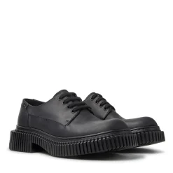 Camper Der qualitativ hochwertig und komfortabel designte schwarz Schnürschuhe