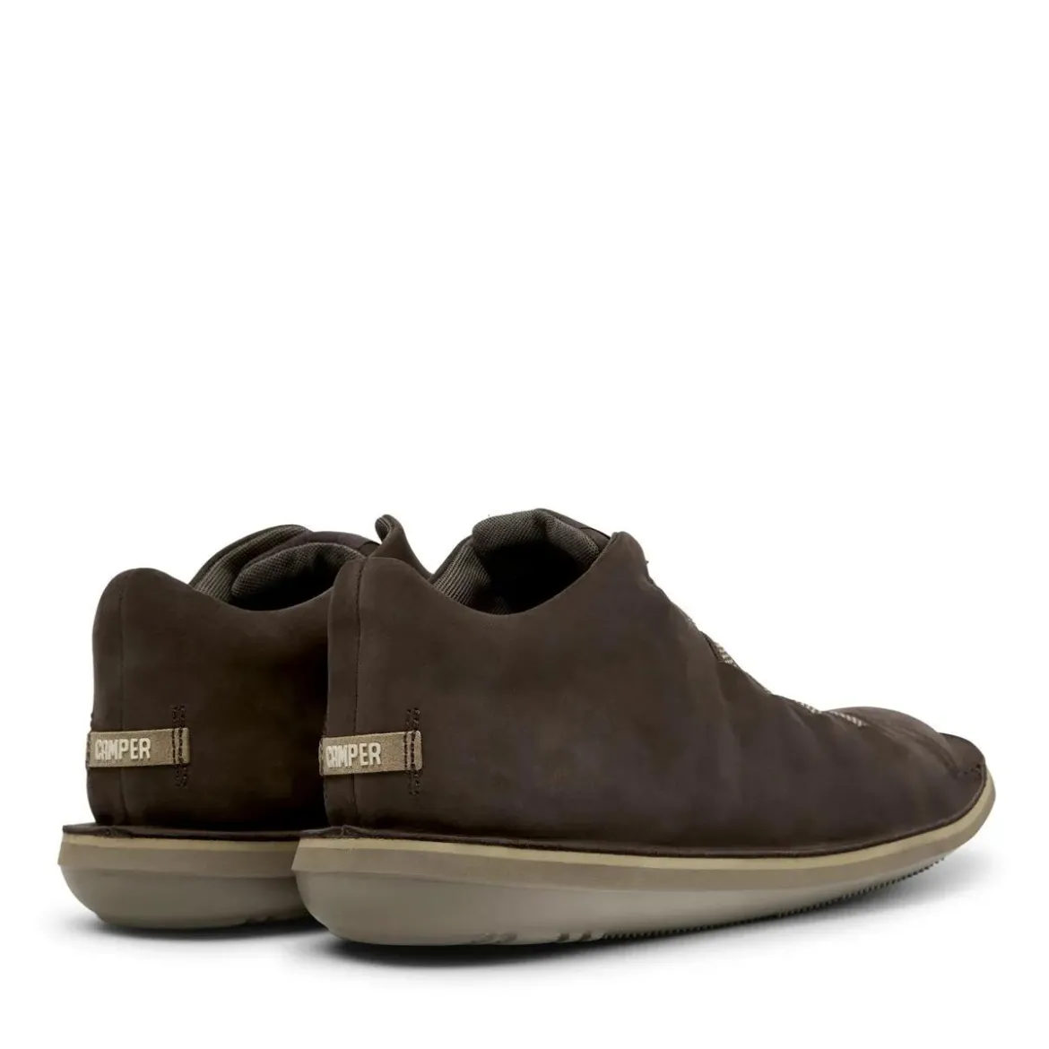 Camper Eine Camper-Ikone, die sich mit jeder Saison weite dunkel-braun Low-Top-Sneaker