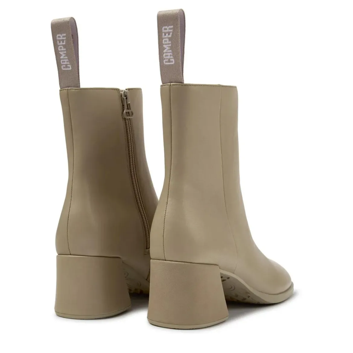 Camper 1988 geboren, unser klassisches Twins-Konzept - ge hellbeige Stiefel