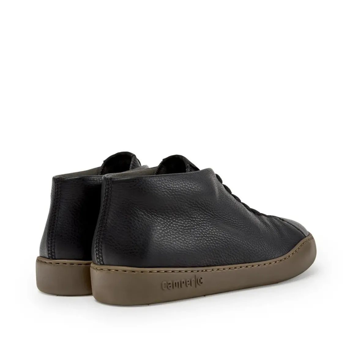 Camper Peu Touring ist eine sportliche und zeitgenössisch schwarz Low-Top-Sneaker