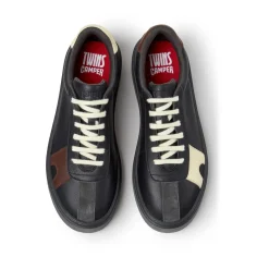 Camper Seit 1988 stellt unser klassisches TWINS-Konzept – schwarz Low-Top-Sneaker
