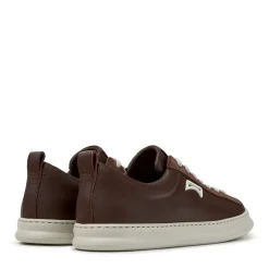 Camper Sneaker Runner Four mittel-braun Low-Top-Sneaker