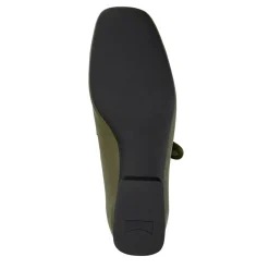 Camper Unsere feminine Linie Casi Myra besticht durch ein olivegrün Ballerinas
