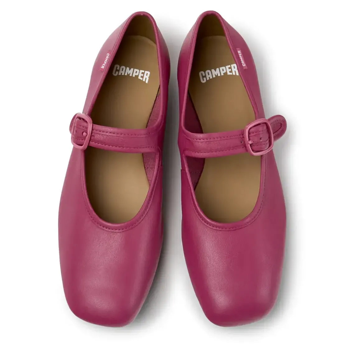 Camper Unsere feminine Linie Casi Myra besticht durch ein magenta Ballerinas