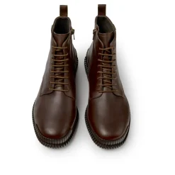 Camper Unser Pix basiert auf einer klassisch inspirierten mittel-braun Schnürstiefel