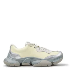 Camper Wir präsentieren die nächste Generation des Karstmulticolor Low-Top-Sneaker