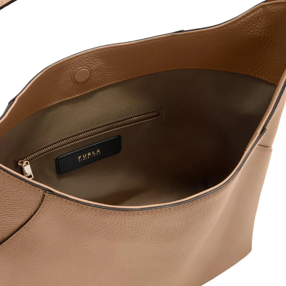 Furla Furla Lara M Hobo Deserto Hobo Bag