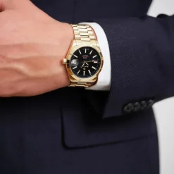 GANT Modisch, stylisch und immer im Trend - diese runde gold Quarzuhr