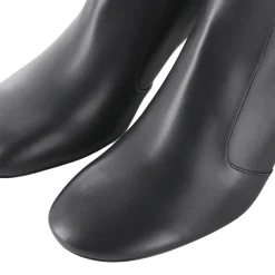 Givenchy Stiefeletten aus Kalbsleder schwarz Schnürschuhe