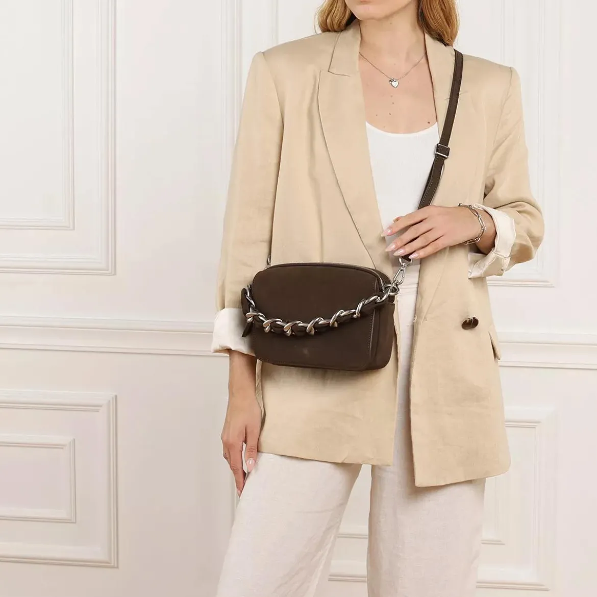 LES VISIONNAIRES Emily Chain Pecan Camera Bag