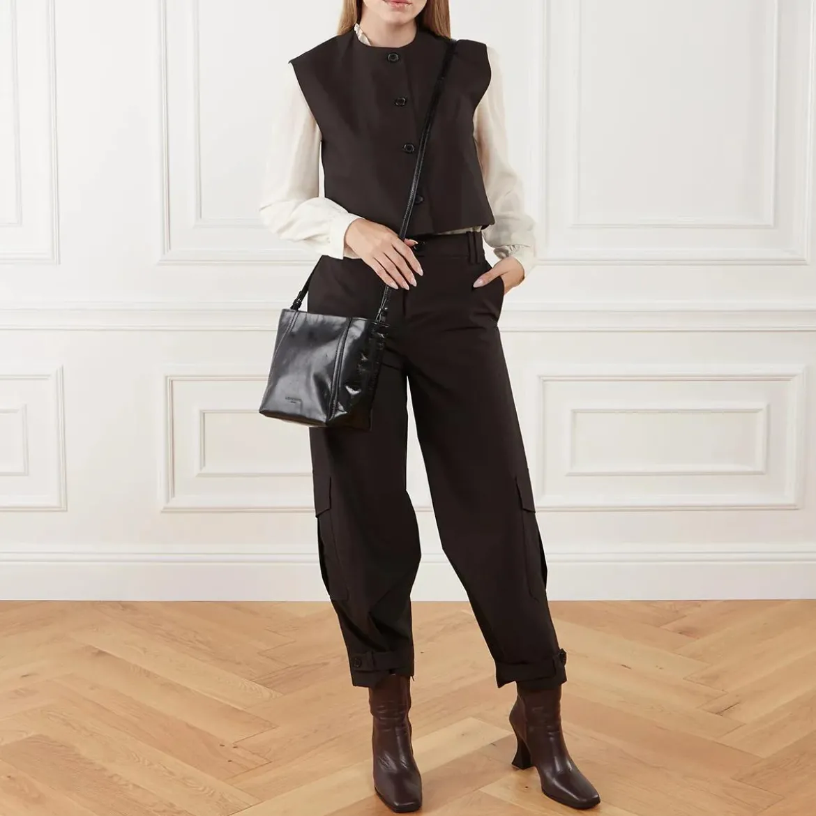 Liebeskind Berlin Chudy Paper Touch Crinkle Black Tote