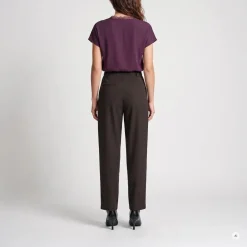 Marc Aurel Das kurzärmelige Top mit Spitzenausschnitt überzeu lila Bluse