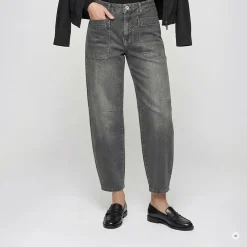 Marc Aurel Diese Barreljeans interpretiert den Utility-Look a schwarz Barrel-Jeans