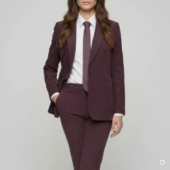 Marc Aurel Dieser Blazer mit aufgesetzten Taschen aus softemlila Blazer