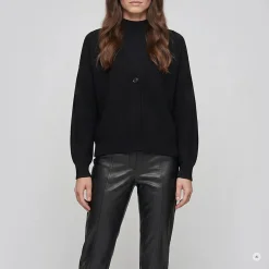 Marc Aurel Diese Strickjacke im Blazer-Look aus Halbpatent-St schwarz Strickjacke