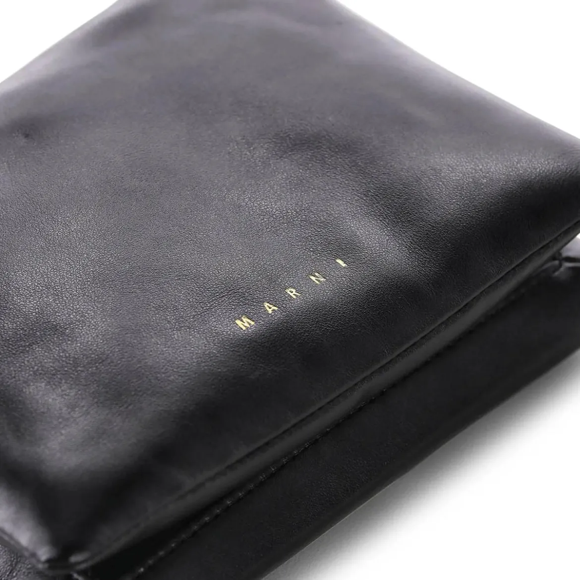Marni Schultertasche aus Leder schwarz Schultertasche