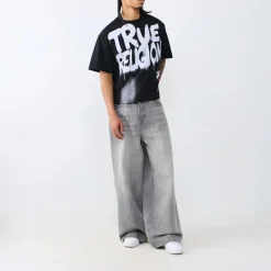 True Religion - Boxy T-Shirt- Rundhalsausschnitt- Markante Log schwarz T-Shirt