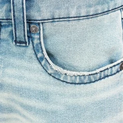 True Religion - Modell: Billy- Bootcut- Bequeme Passform- Mar hell-blau Jeans
