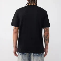True Religion - T-Shirt- Übereinander angeordnete Logos auf Fro schwarz T-Shirt
