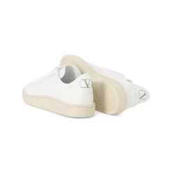 Valentino Garavani Low-Top Sneakers With Textured Sole And Chic Accen White Schnürschuhe