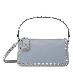 Valentino Garavani Schultertasche aus genarbtem Kalbsleder blau Crossbody Bag