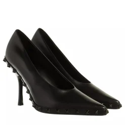 Valentino Garavani Studded Pumps Black Pumps